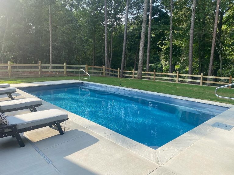 Outback Dundee in Evening Sky Shimmer