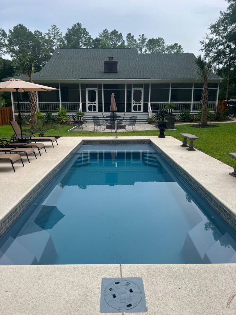 Outback Lounger in Evening Sky
