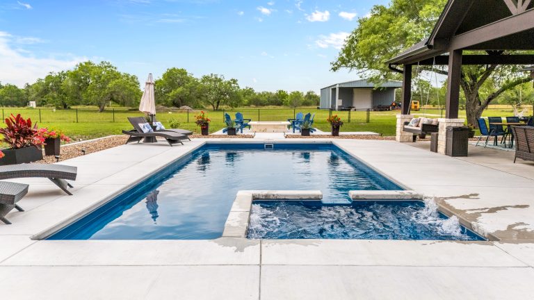 Castaway Fibreglass Pool