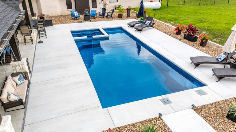 Castaway Fibreglass Pool